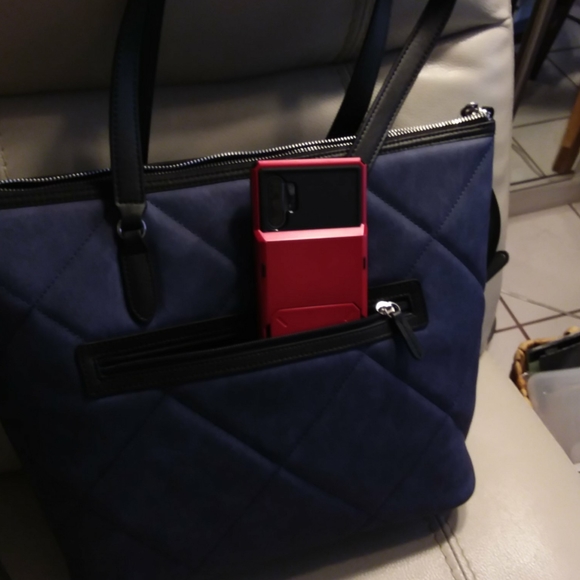 WNT KARL LAGERFELD CROSSBODY/OVER SHOULDER BAG - Picture 3 of 9